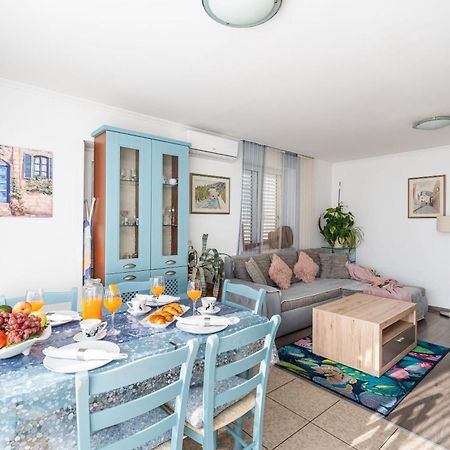 Apartments And Room Lora Dubrovnik Bagian luar foto