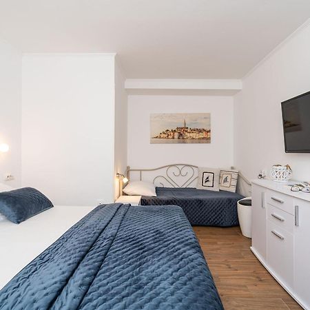 Apartments And Room Lora Dubrovnik Bagian luar foto