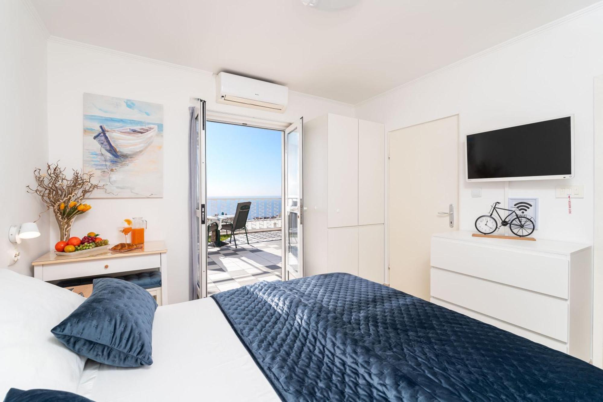 Apartments And Room Lora Dubrovnik Bagian luar foto
