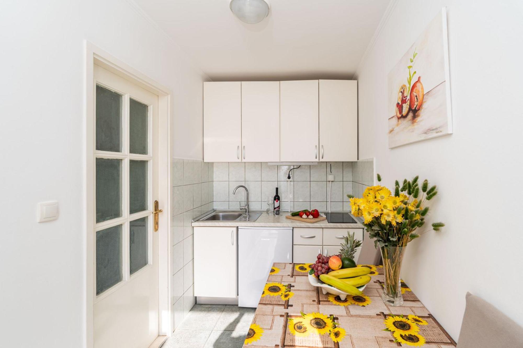 Apartments And Room Lora Dubrovnik Bagian luar foto