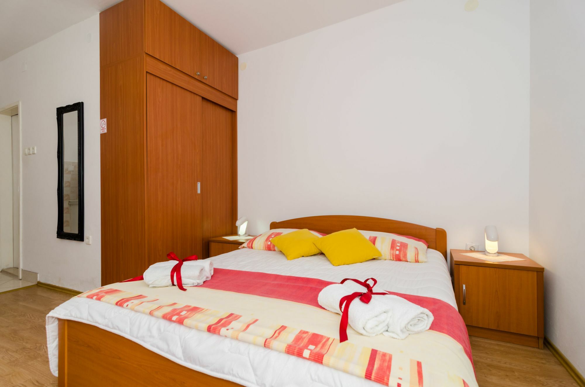 Apartments And Room Lora Dubrovnik Bagian luar foto