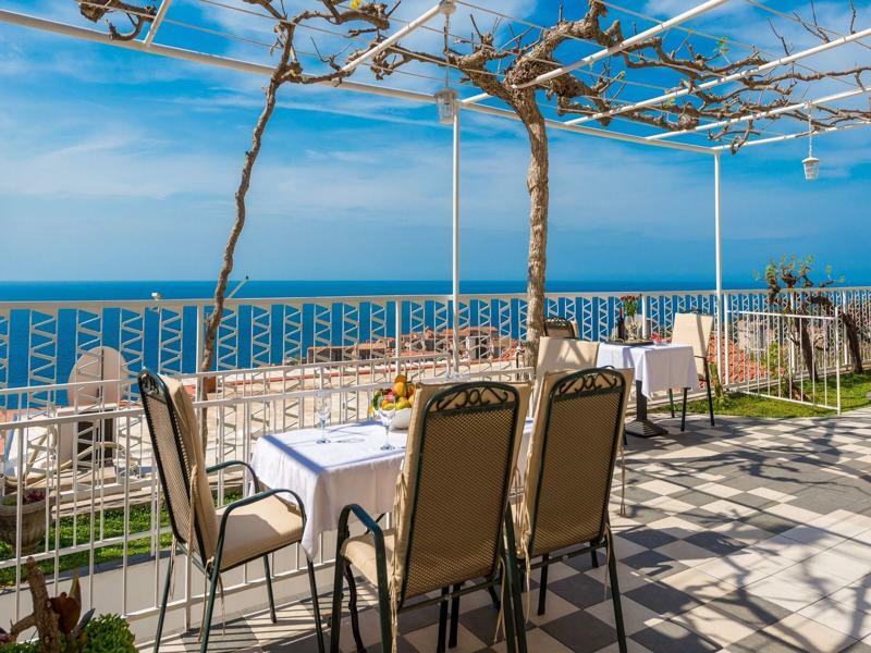 Apartments And Room Lora Dubrovnik Bagian luar foto